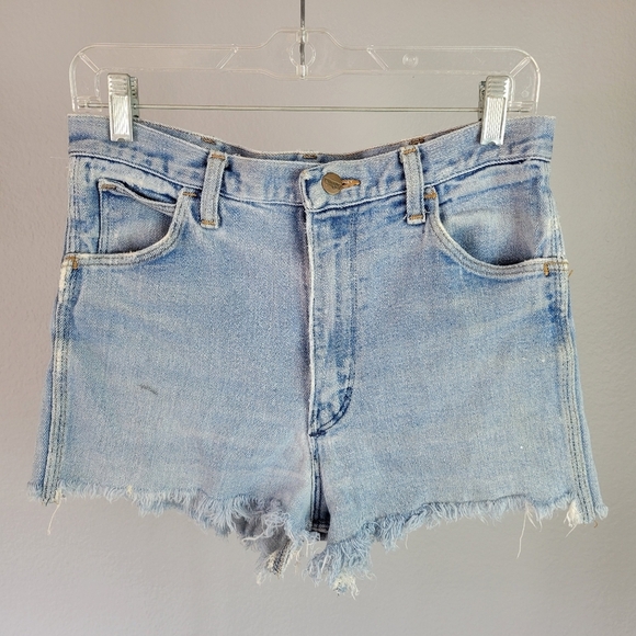 WRANGLER // perfectly worn high waist super soft denim cut off denim shorts - Picture 1 of 12